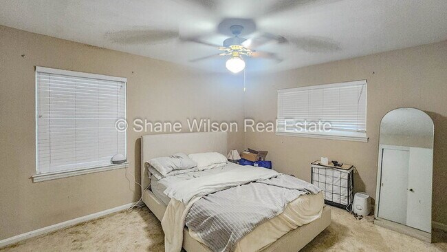 Building Photo - 916 Hardwick Cir