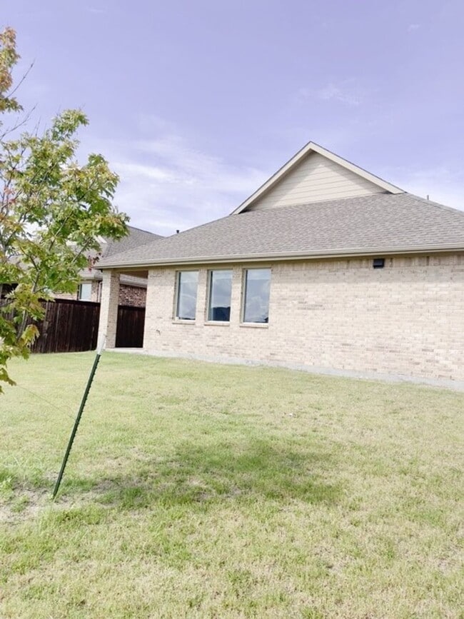 Building Photo - Spacious 4BR House in Forney , near by bes...