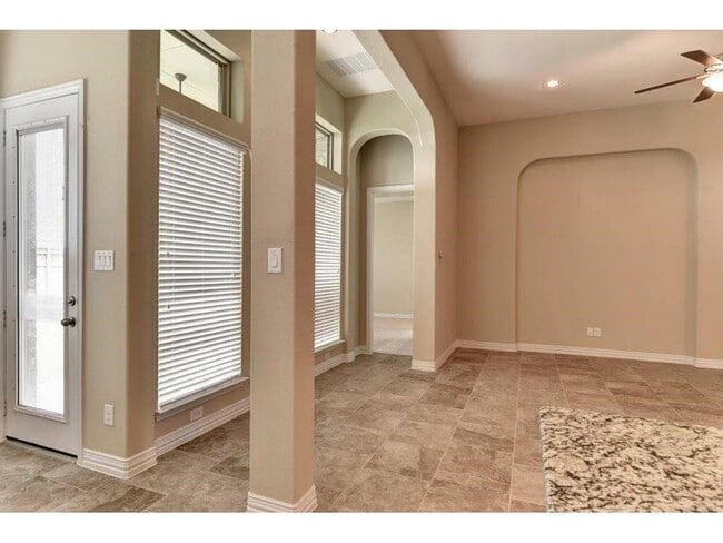 Building Photo - 31215 Yellow Dawn Ln