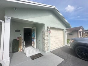 Building Photo - 7008 NW 99th Ave