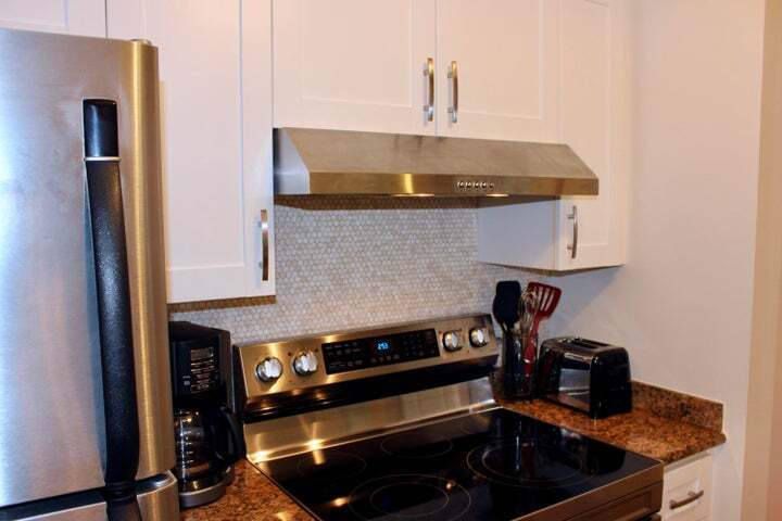 Building Photo - 3302 Tuscany Way