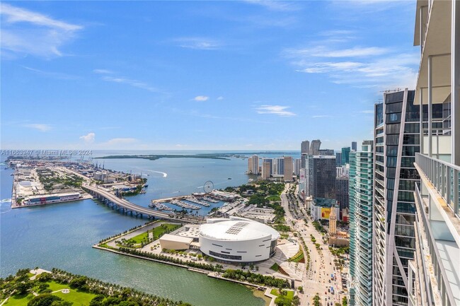 Building Photo - 1100 Biscayne Blvd