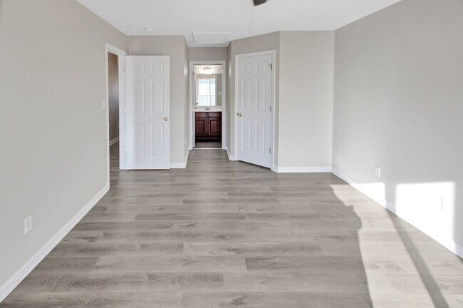 Building Photo - 333 Stonewall Creek Dr