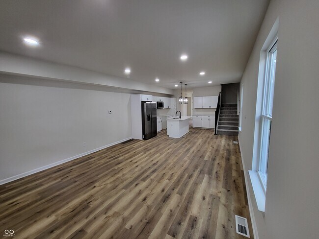 Building Photo - 2828 N Park Ave