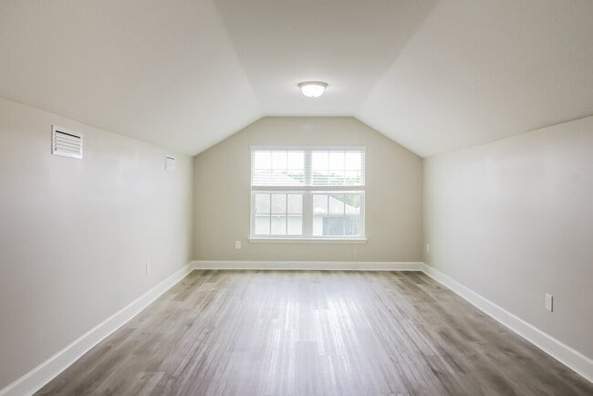 Building Photo - 33709 Ivy Parke Pl