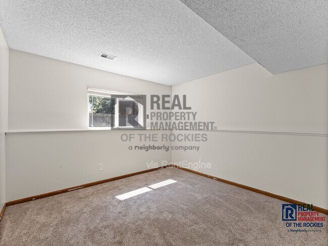 Building Photo - 1013 Kremmling Ln