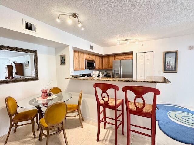 Building Photo - 1801 N Flagler Dr