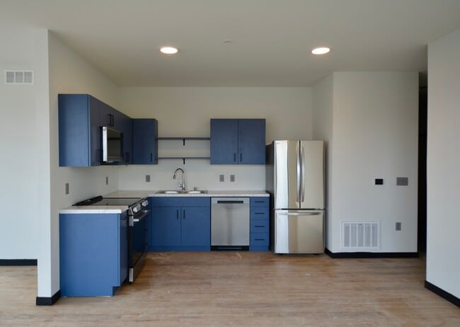 Kitchen - Besa Monona