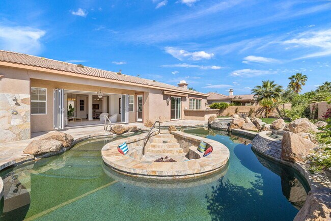 Building Photo - 57806 Cantata Dr