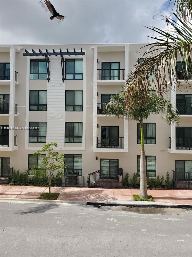 Building Photo - 8265 NW 41st St