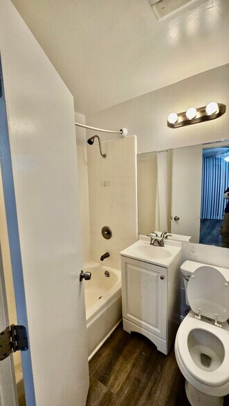 Building Photo - 20951 Roscoe Blvd