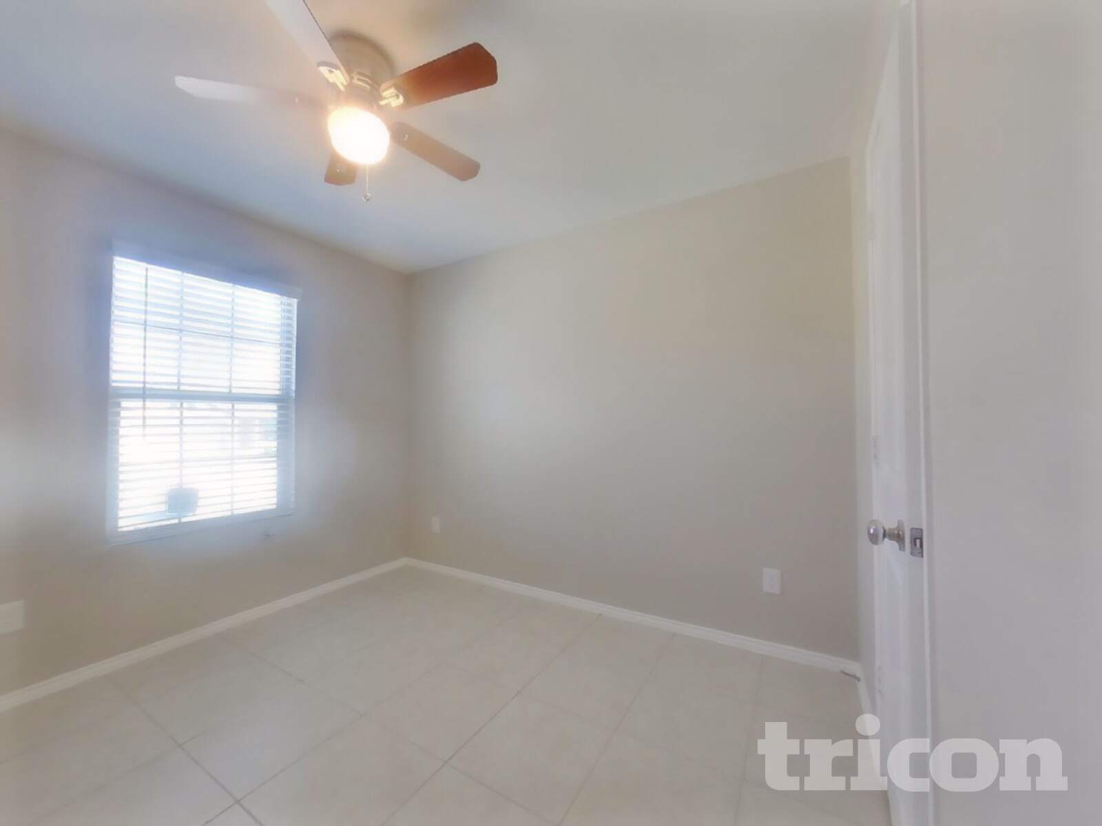 Building Photo - 321 Ranchito Pass