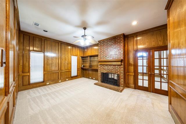 Building Photo - 1400 Sacramento Terrace