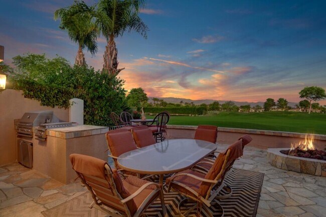 Building Photo - 348 Tomahawk Dr