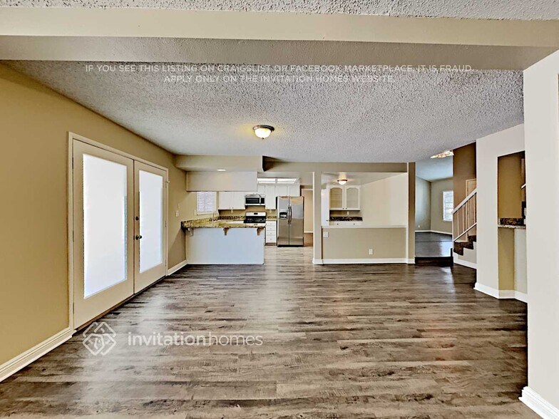 Building Photo - 1808 Nuevo Rd