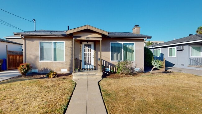 Building Photo - 4BD/3BA, Pool!! BIG house, 1800sqft!! (Lea...