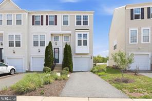Building Photo - 8333 Scotland Loop