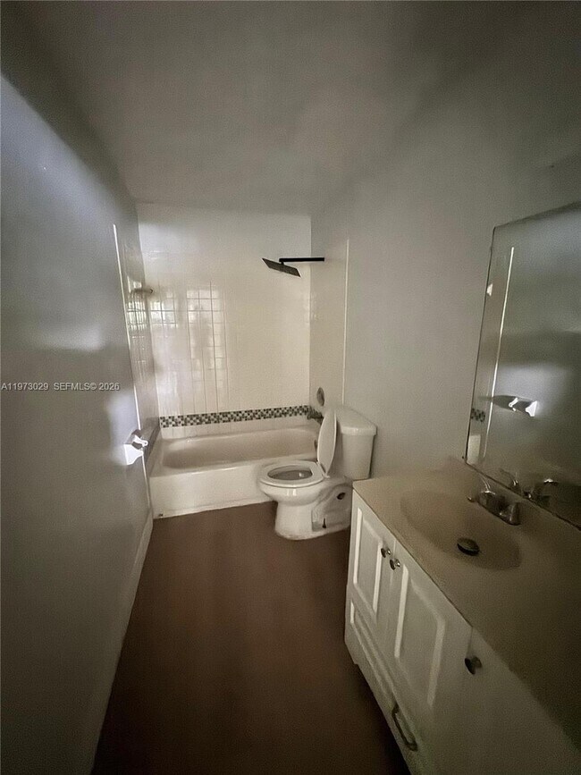 Building Photo - 4241 NW 19th St