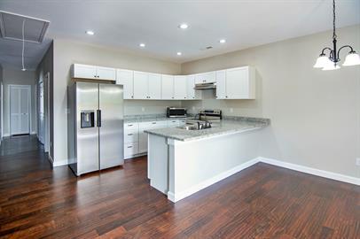 Building Photo - 23 Michigan Ln