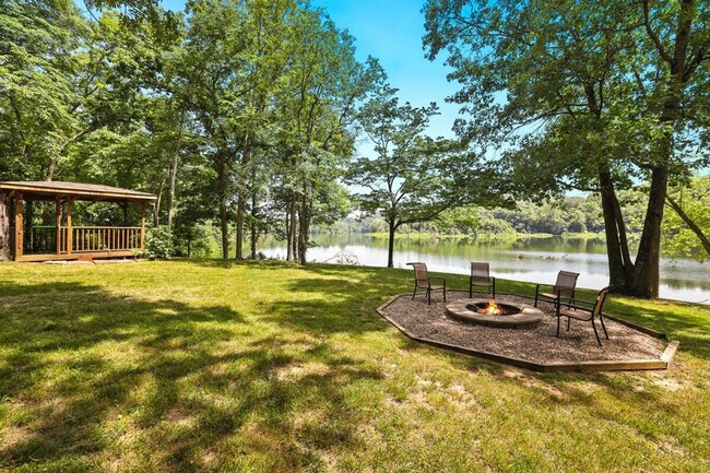 Building Photo - 19845 Groth Rd