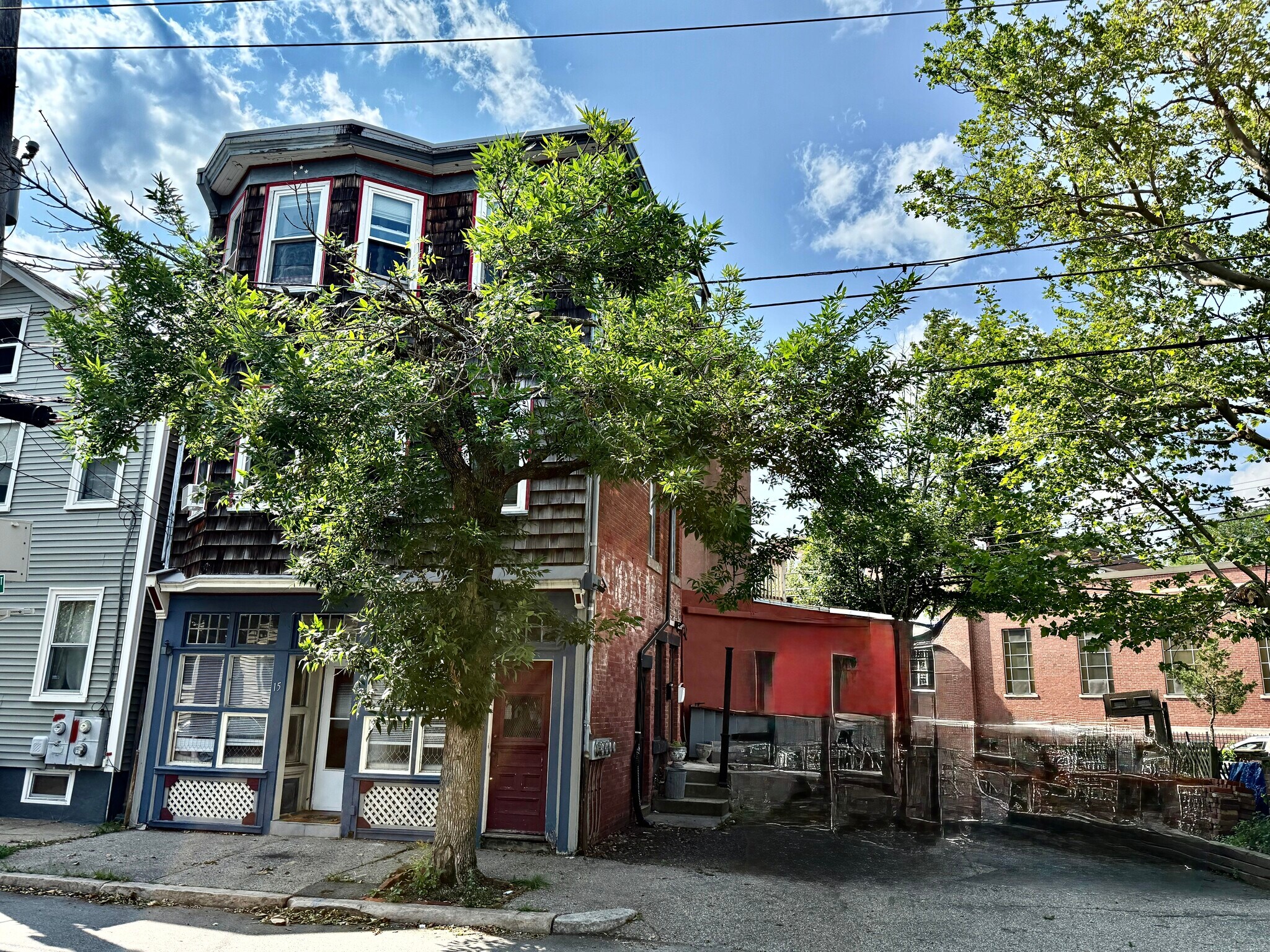 Building Photo - 15 Kenyon St