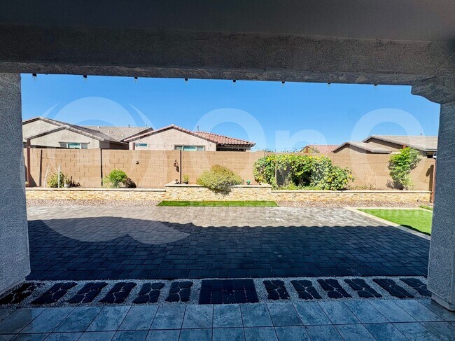 Building Photo - 6908 S 12th Way