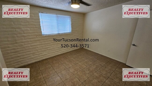 Building Photo - April Move in Special $0 Deposit required - Country Club & Fort Lowell area - 2 Beds 1 bath with AC