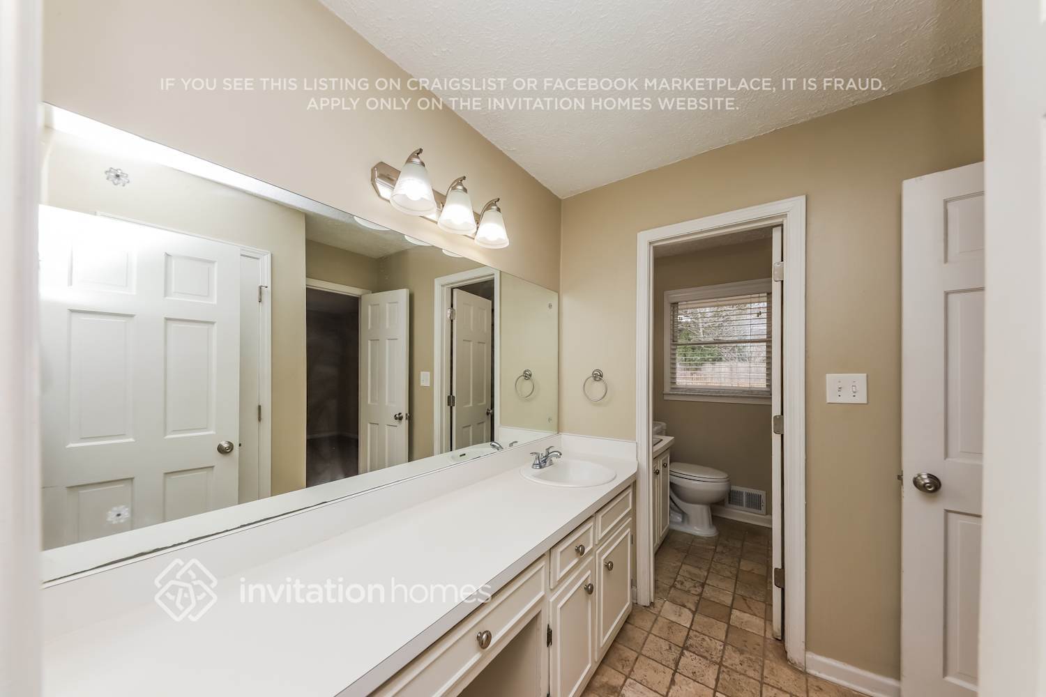 Building Photo - 3011 Stoneridge Ct