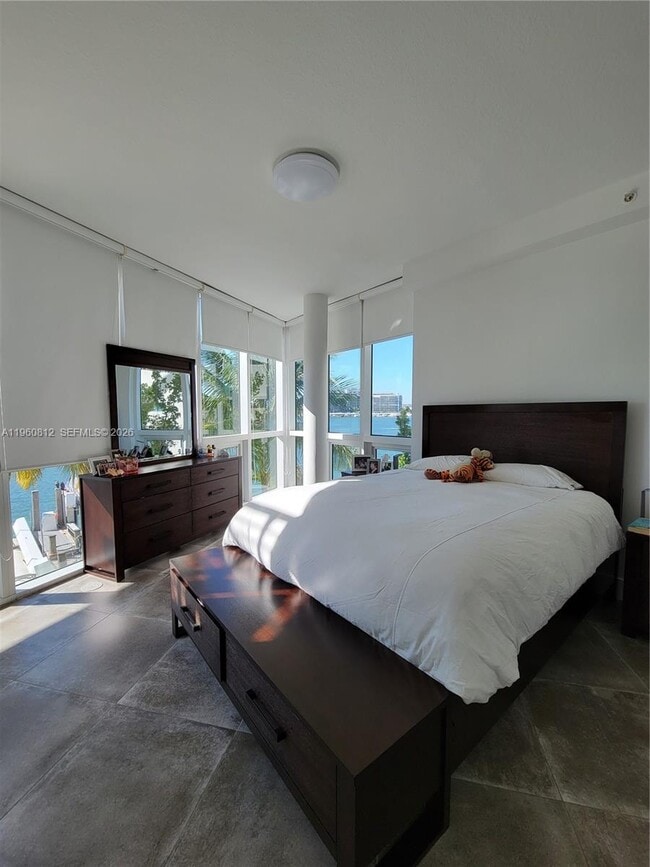 Building Photo - 6580 Indian Creek Dr