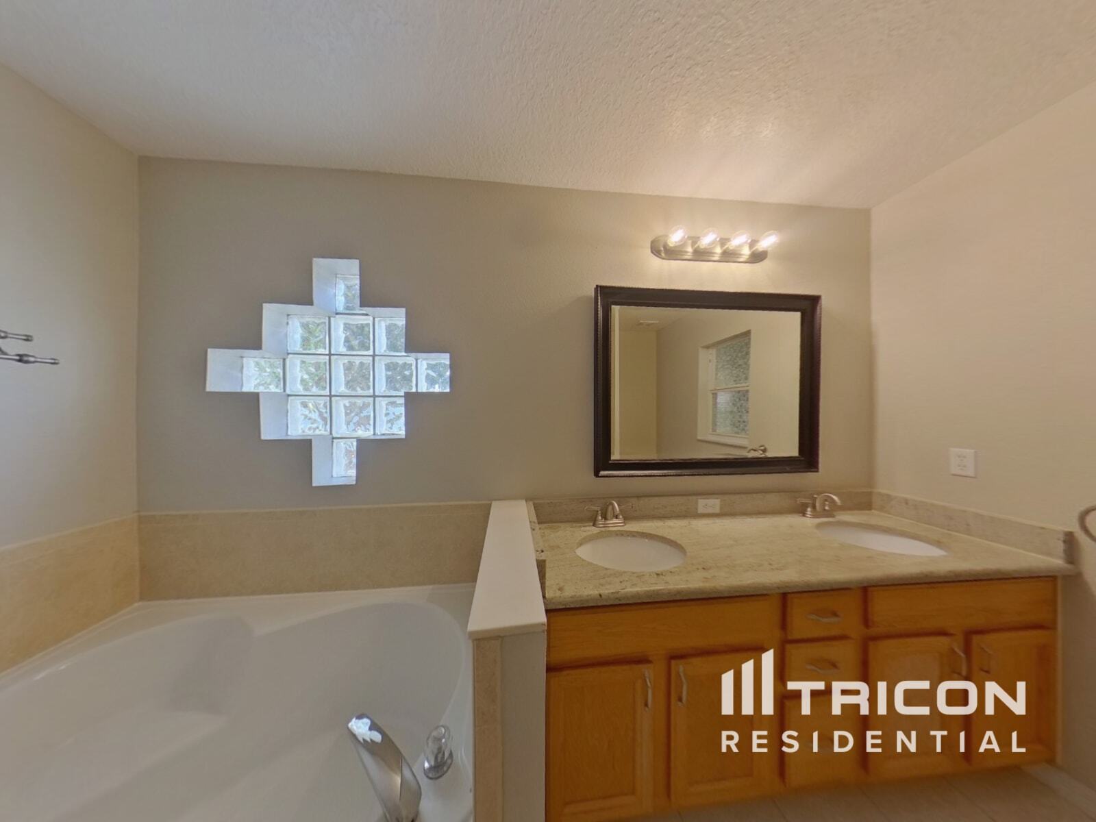 Building Photo - 464 Goldenmoss Loop