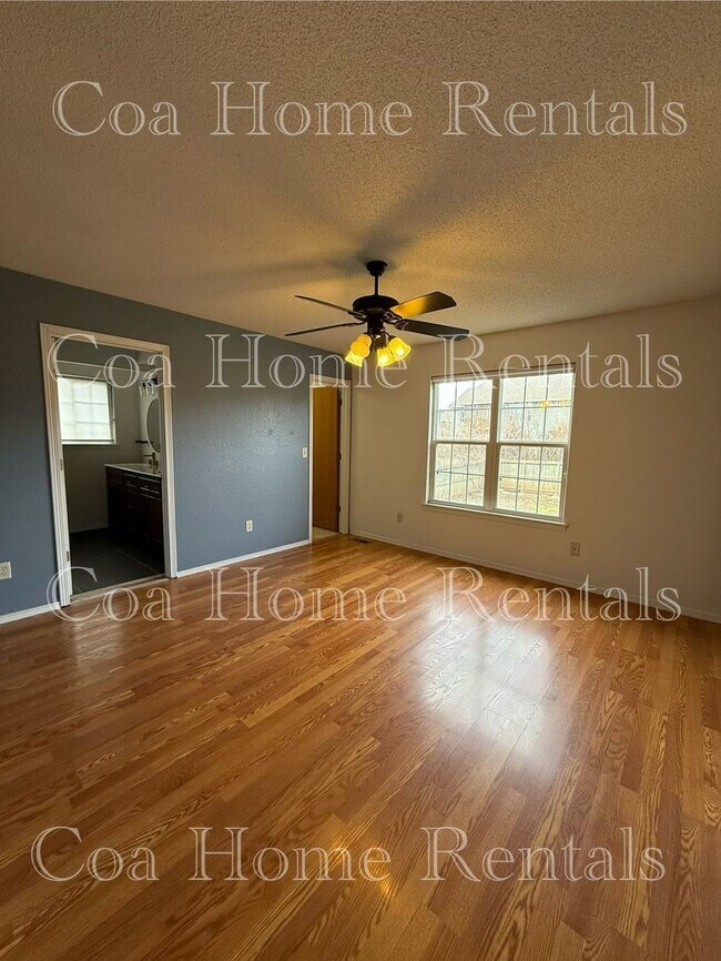 Building Photo - Great home in Derby Kansas