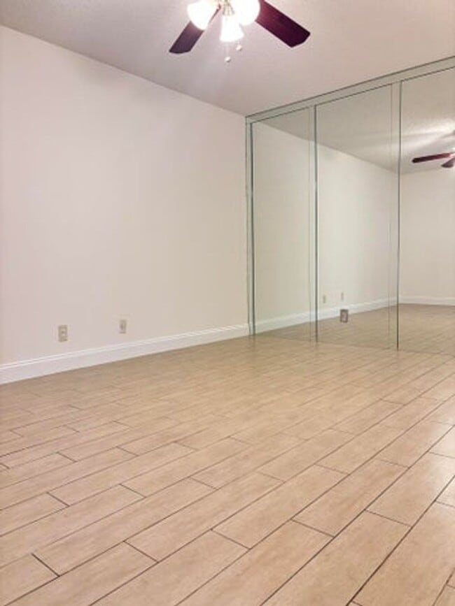 Building Photo - 3529 NW 35th St