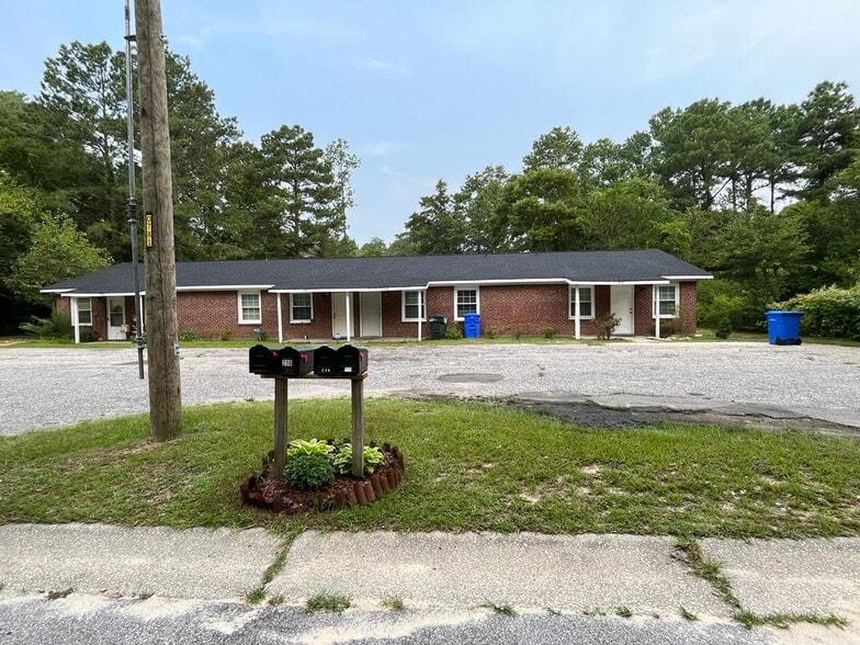 Building Photo - 212 Preston Ave