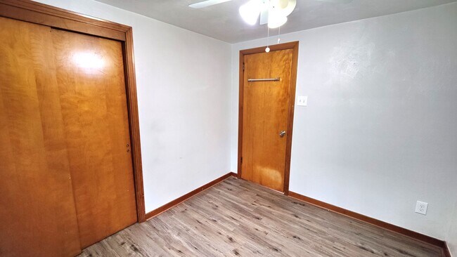 Building Photo - *Spacious & Updated 3BD/2BA Single-Family Home Available in Bethel Park*