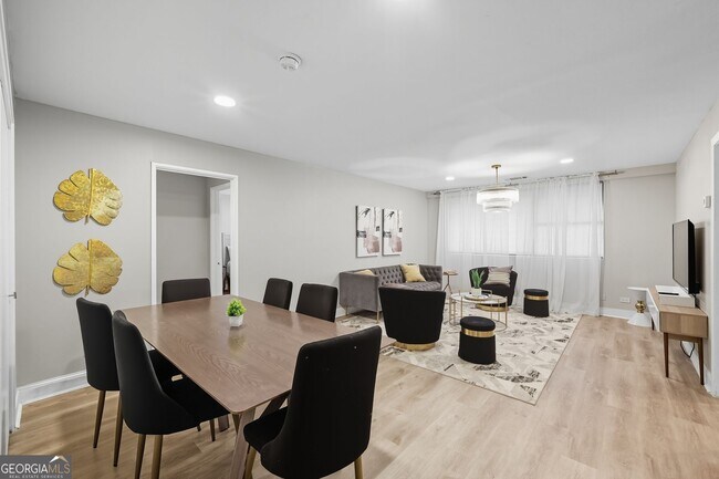 Primary Photo - 3645 Peachtree Rd NE