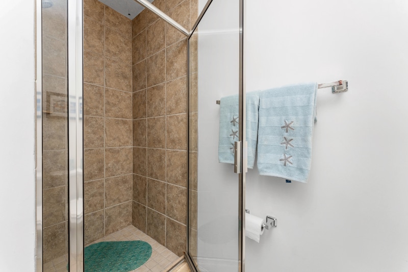 Building Photo - 2001 Bal Harbor Blvd