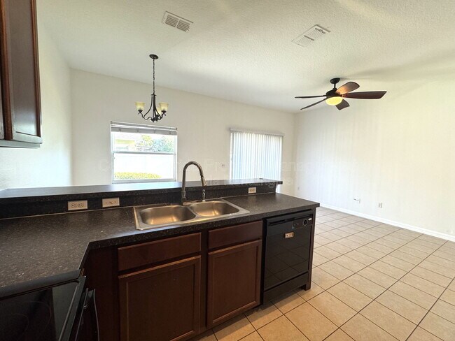 Building Photo - 12117 Citruswood Dr
