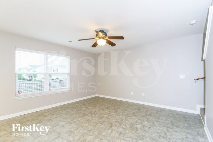 Building Photo - 3891 Templeton Ln