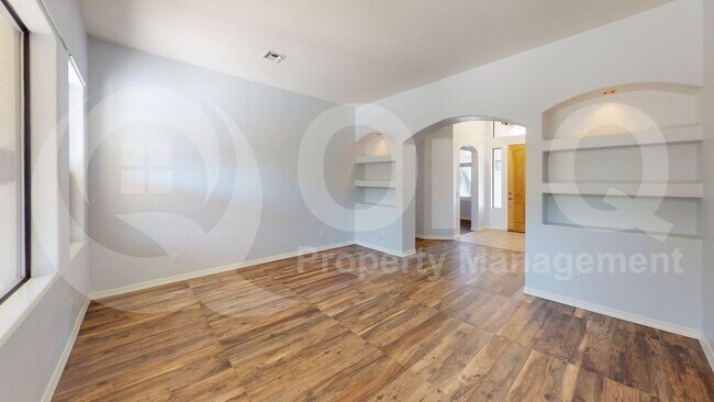 Building Photo - 151 Silverstone Pl