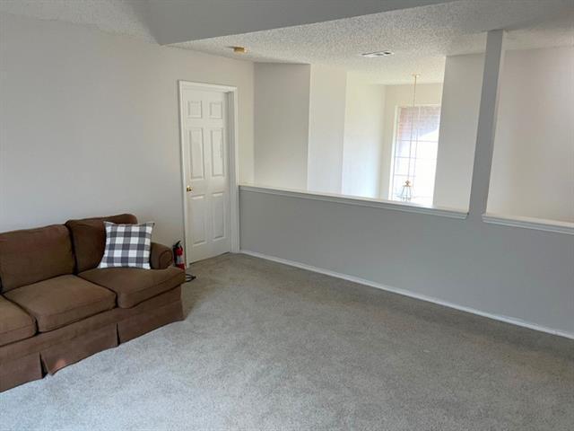 Building Photo - 8504 Saffron Dr