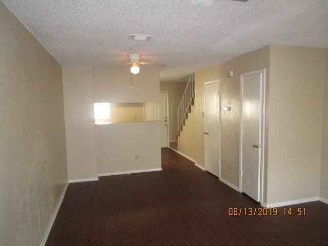 Building Photo - 10500 Lake June Rd