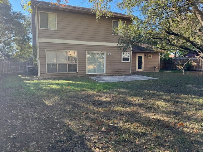 Building Photo - Welcome home to 10022 Windburn Trail!