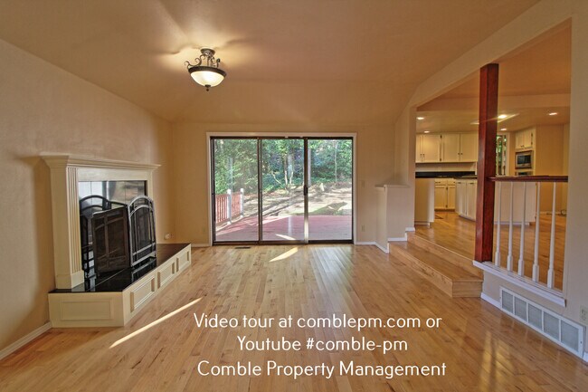 Building Photo - 5275 Highland Dr