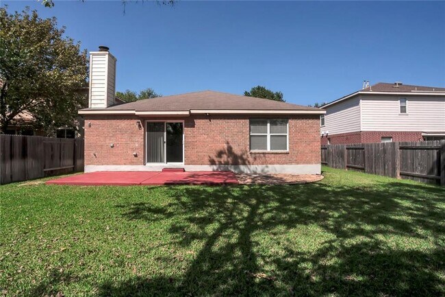 Building Photo - 1218 Mathias St