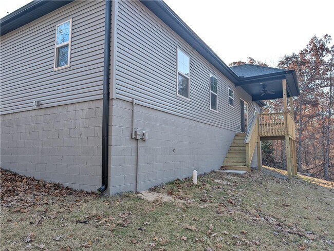 Building Photo - 9 Langholm Cir