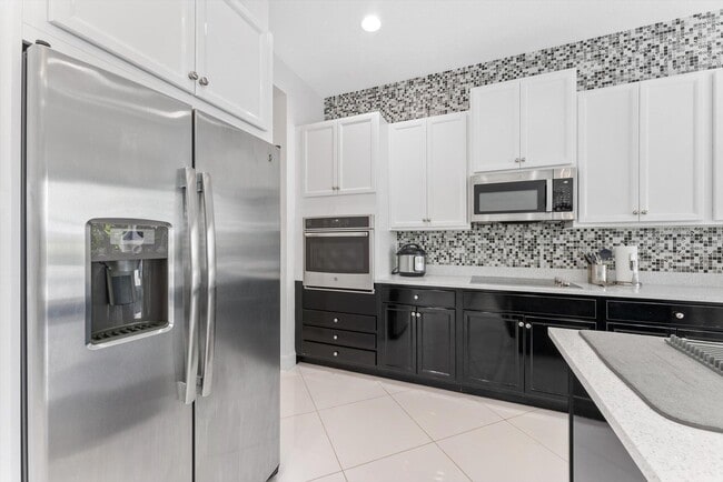 Building Photo - 5934 Buttonbush Dr