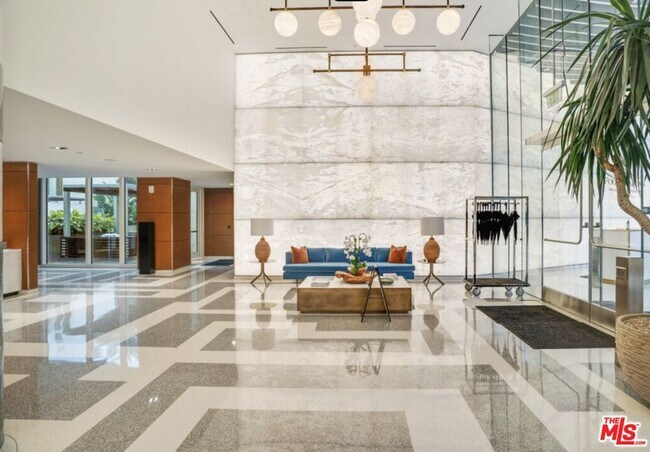 Building Photo - 9000 W 3rd St