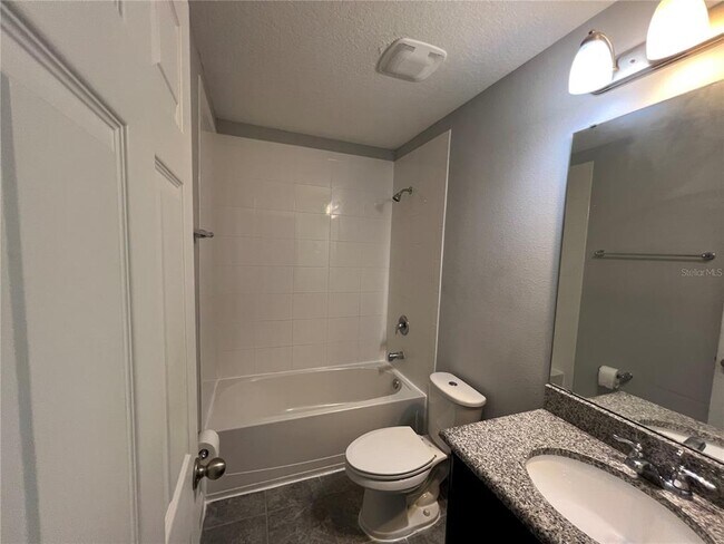 Building Photo - 5240 Landmark Dr