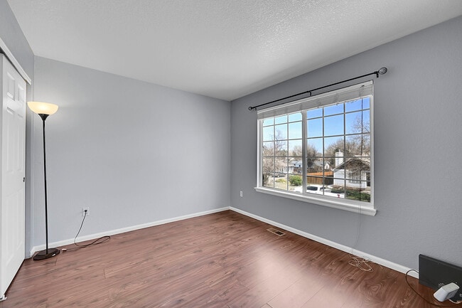 Building Photo - 6431 Raleigh Ct
