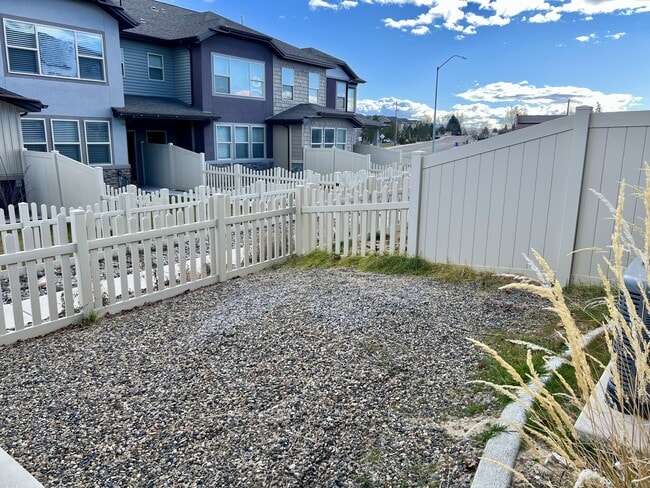 Building Photo - 3609 Autumn Colors Dr